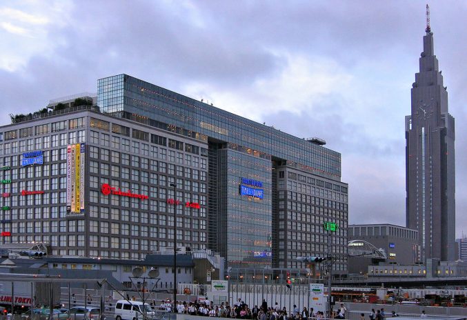 1280px-Takashimaya_Times_Square